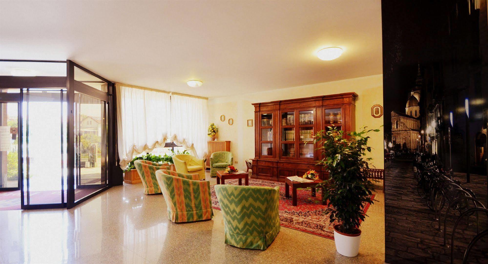 Rio Hotel Ривальта-ді-Торино Екстер'єр фото